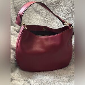 Large red shoulder bag-Coach